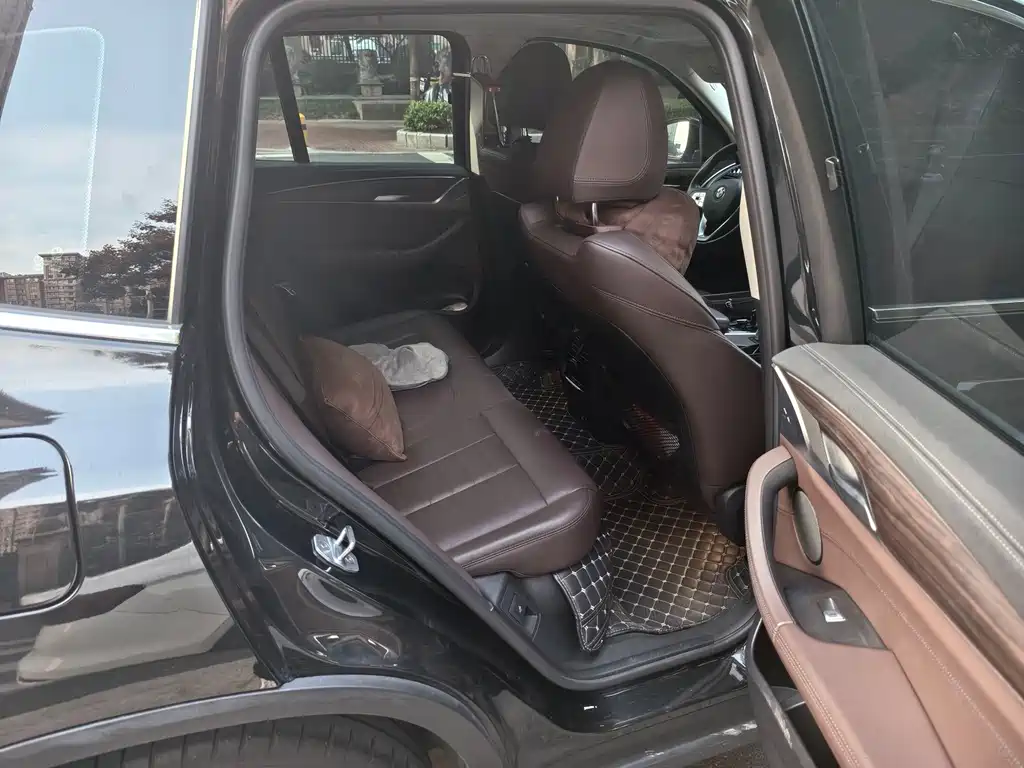 BMW X3 — миниатюра 5