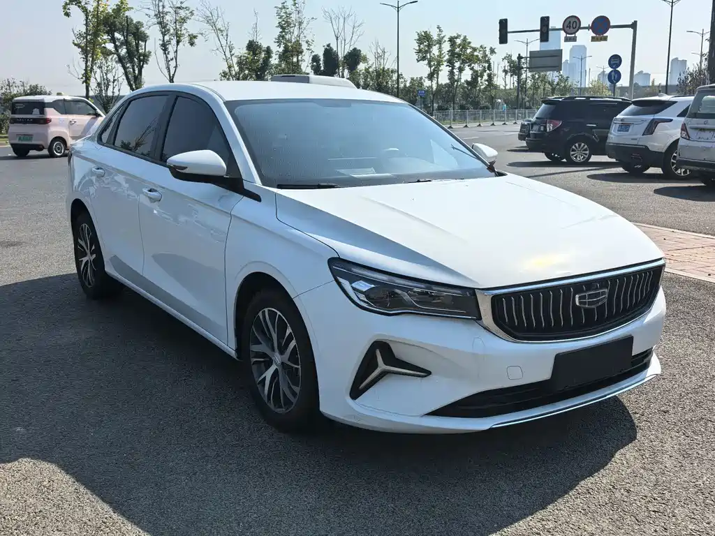 Geely Emgrand — миниатюра 2