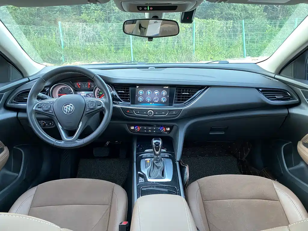 Buick Regal — миниатюра 5