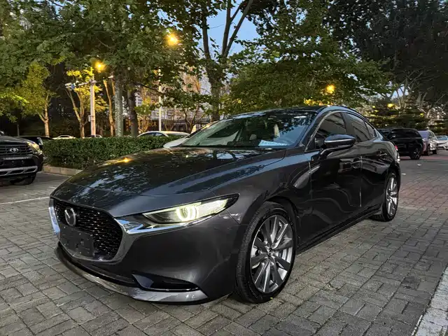Mazda 3 Axela