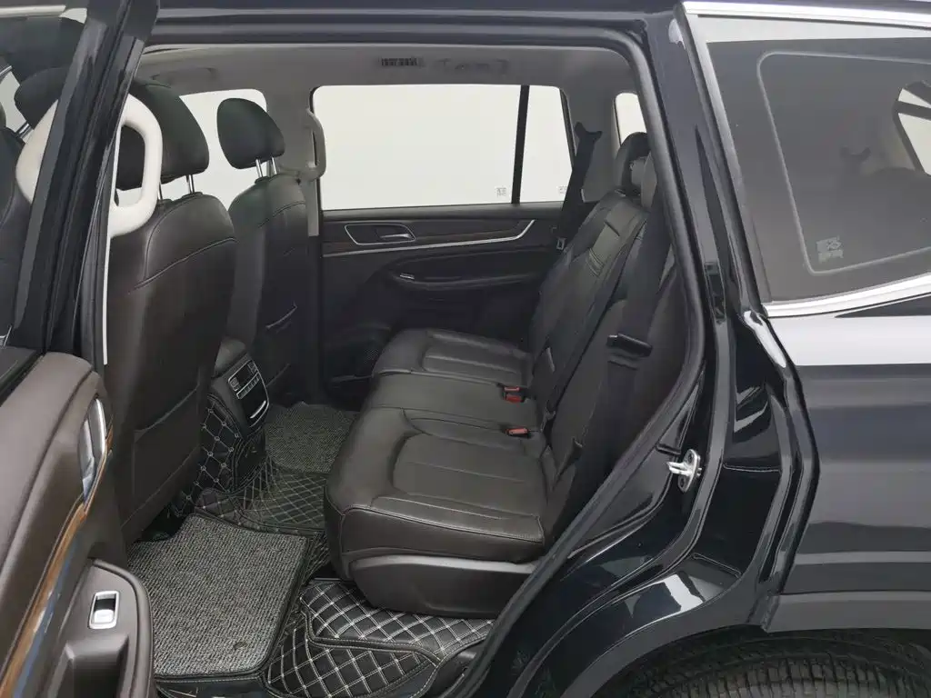 Roewe RX8 — миниатюра 15
