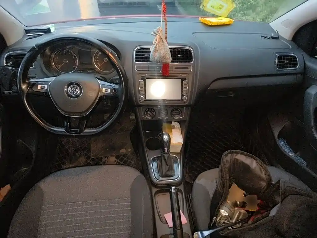 Volkswagen Polo — миниатюра 10