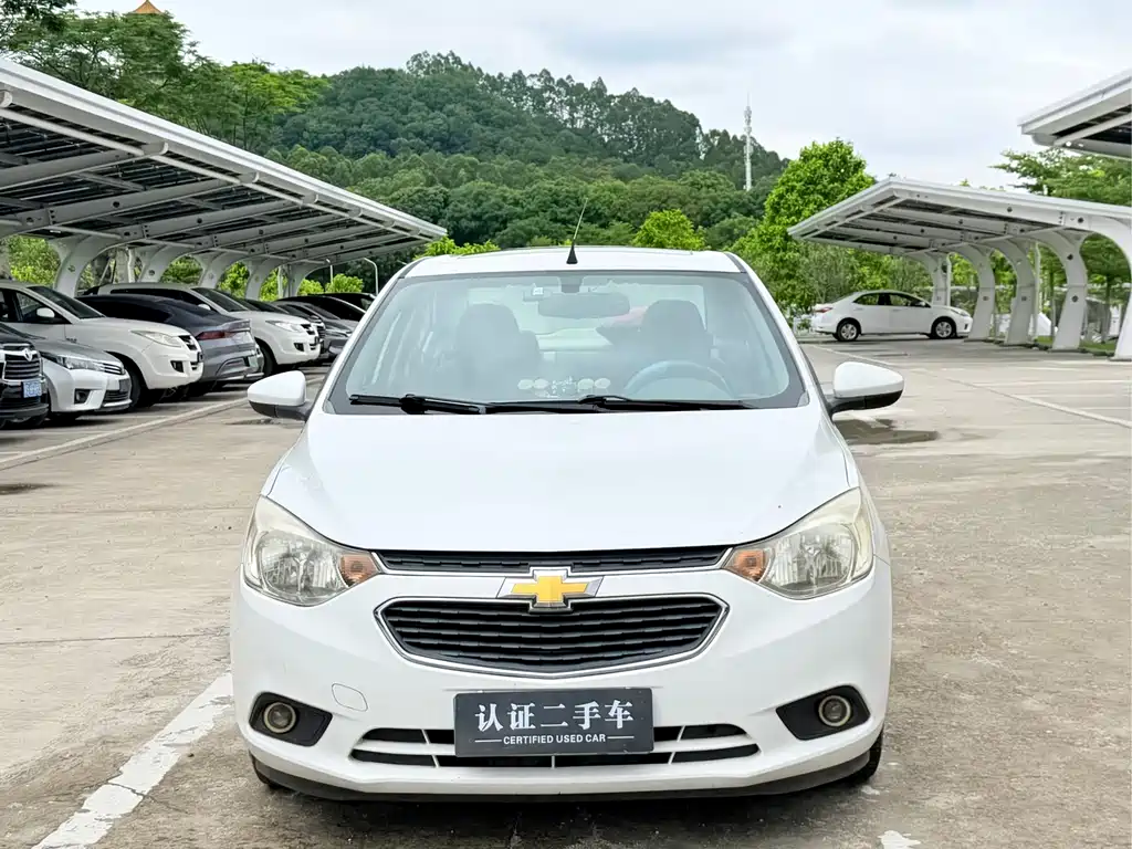 Chevrolet Sail 2015 3 1.3L MT