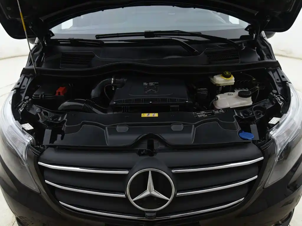 Mercedes-Benz Vito — миниатюра 17