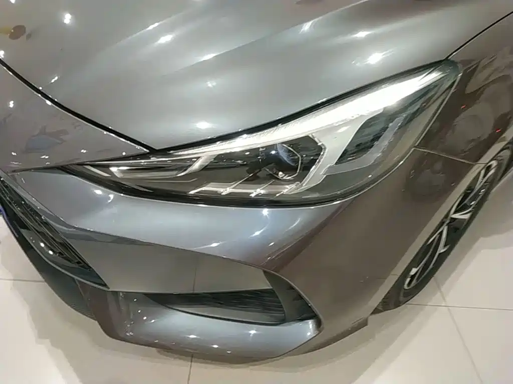 MG MG5 — миниатюра 24