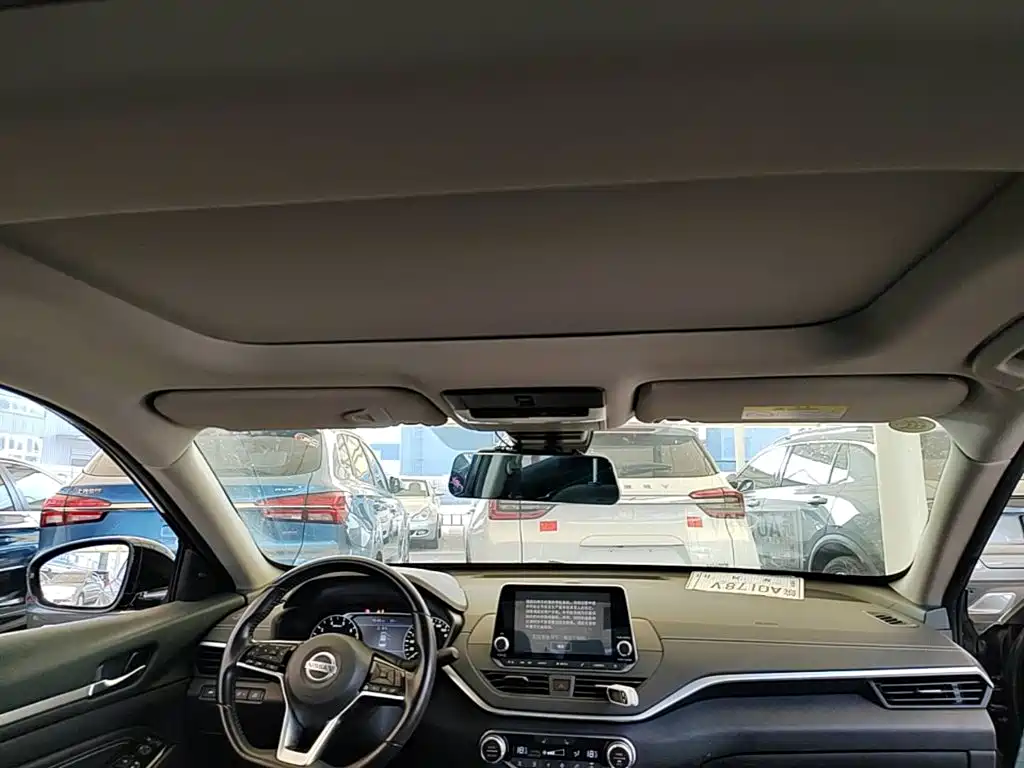 Nissan Teana — миниатюра 18