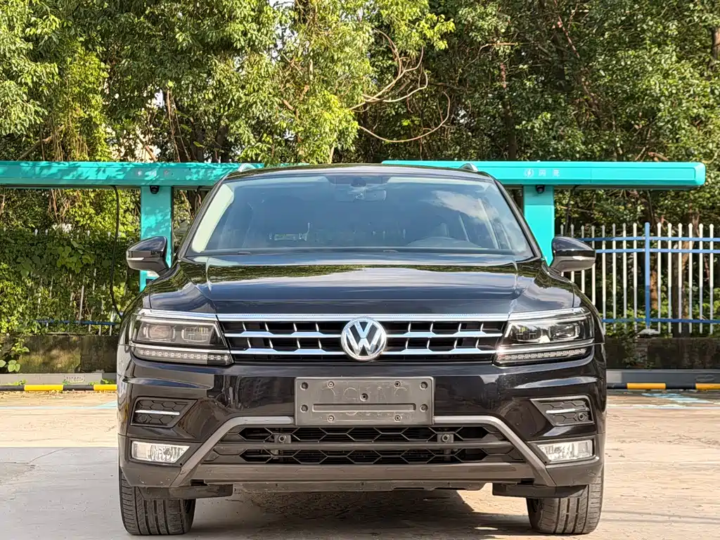 Volkswagen Tiguan L — миниатюра 2