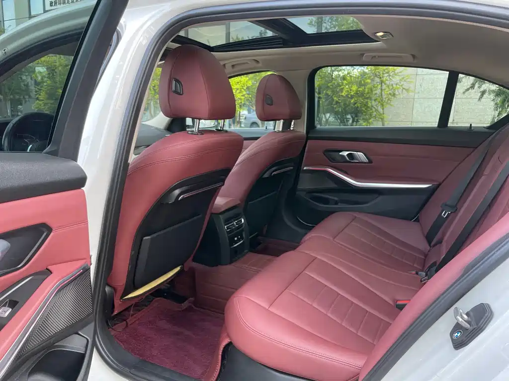 BMW 3 Series — миниатюра 7