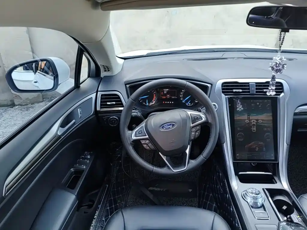 Ford Mondeo — миниатюра 11