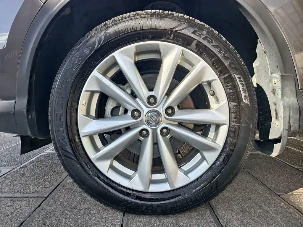 Nissan Qashqai — миниатюра 5