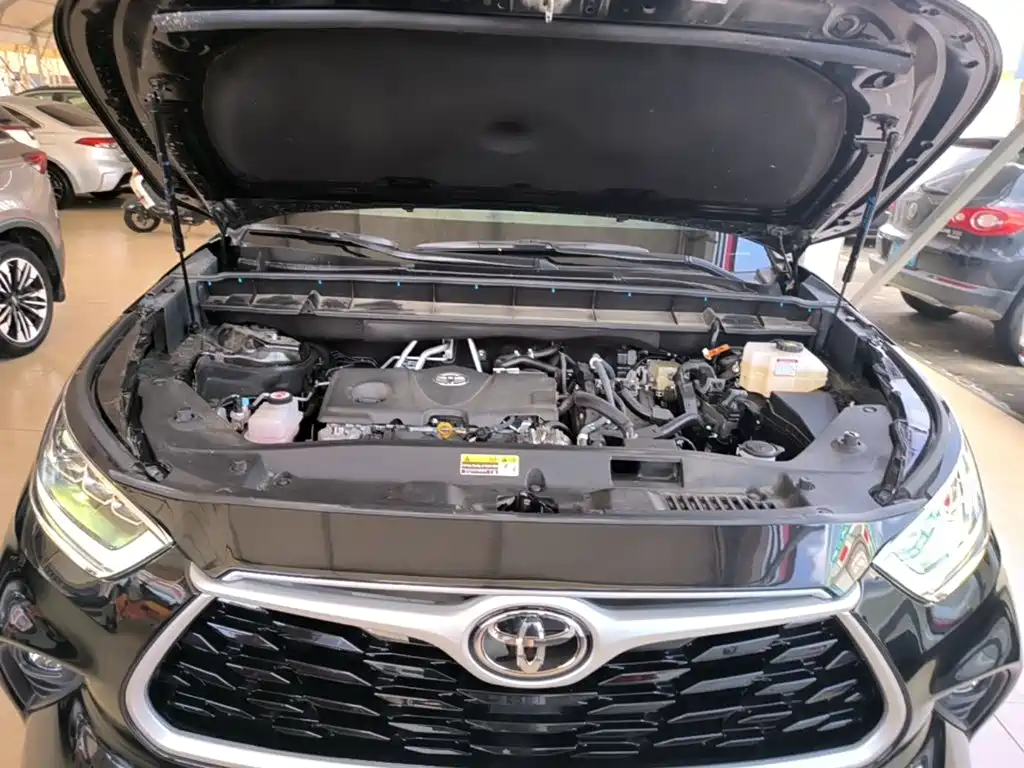 Toyota Highlander — миниатюра 20