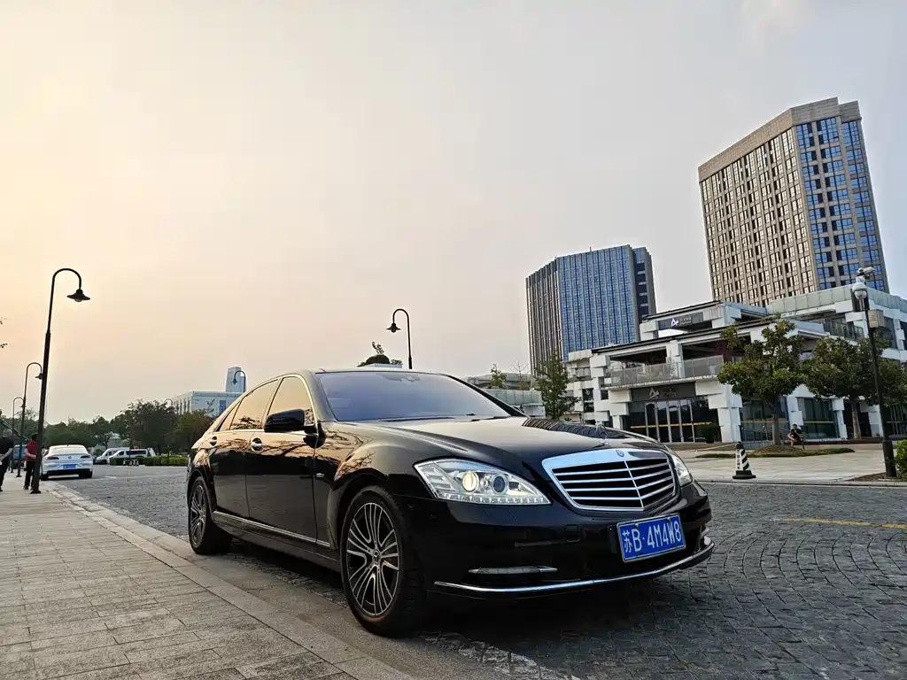 Mercedes-Benz S-Class — миниатюра 3