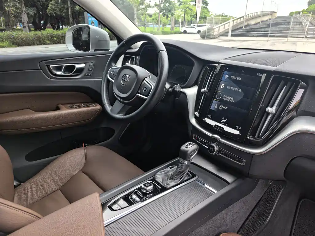 Volvo XC60 — миниатюра 13