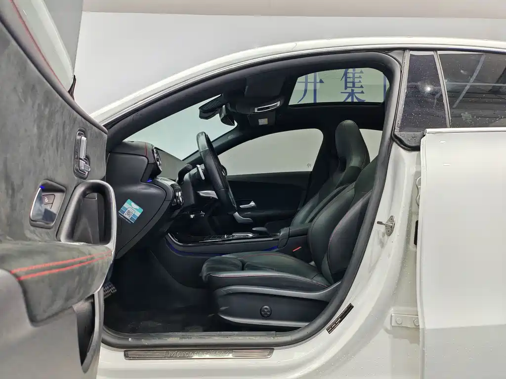 Mercedes-Benz CLA (Import) — миниатюра 11