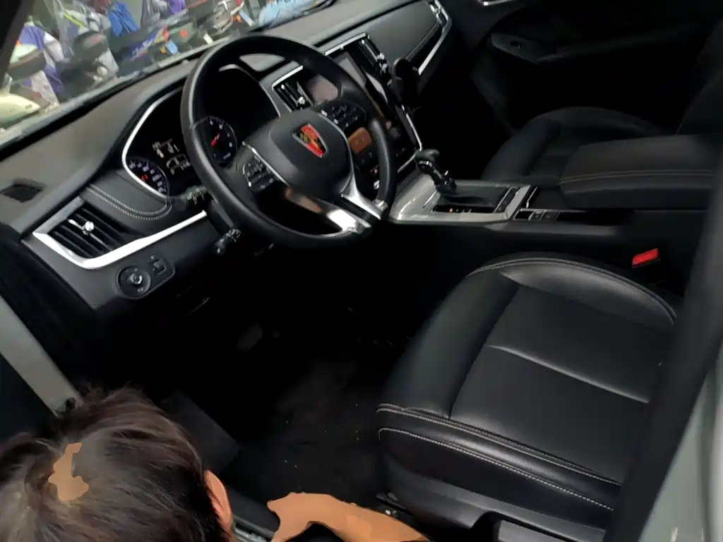 Roewe RX5 — миниатюра 15