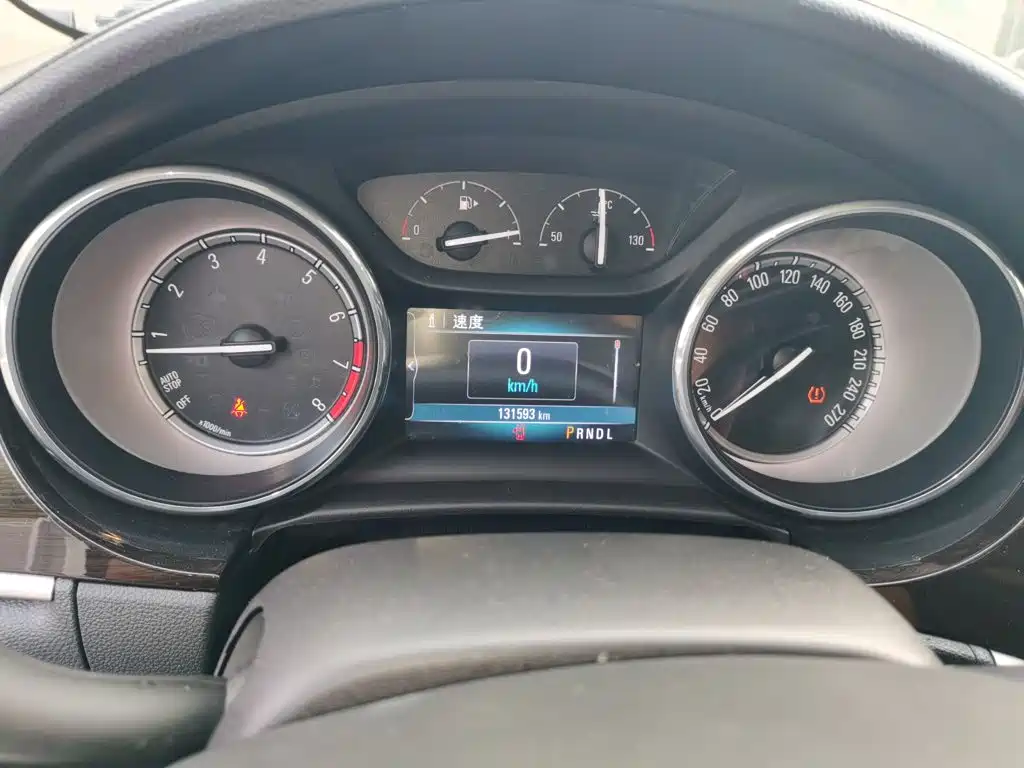 Buick Verano — миниатюра 12
