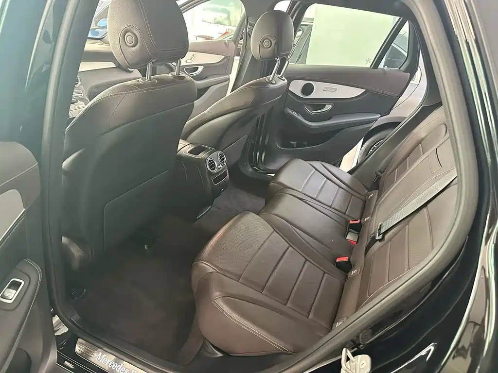 Mercedes-Benz GLC — миниатюра 9