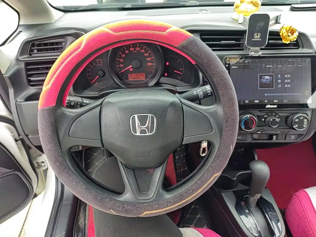 Honda Fit — миниатюра 11