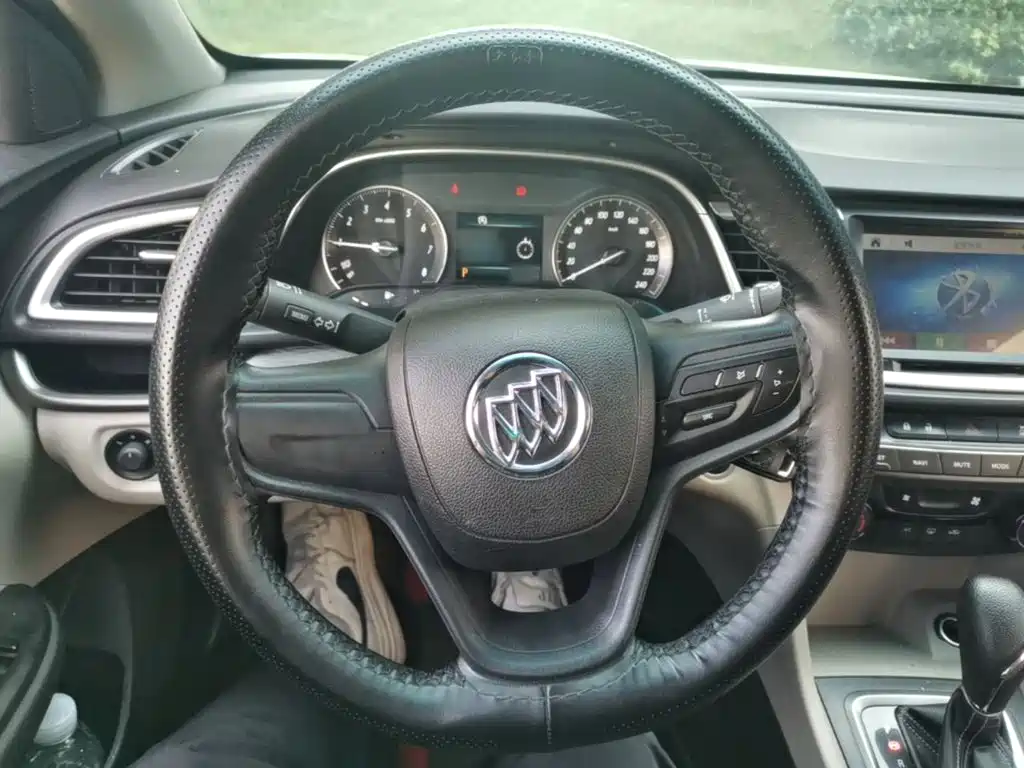 Buick Excelle — миниатюра 17