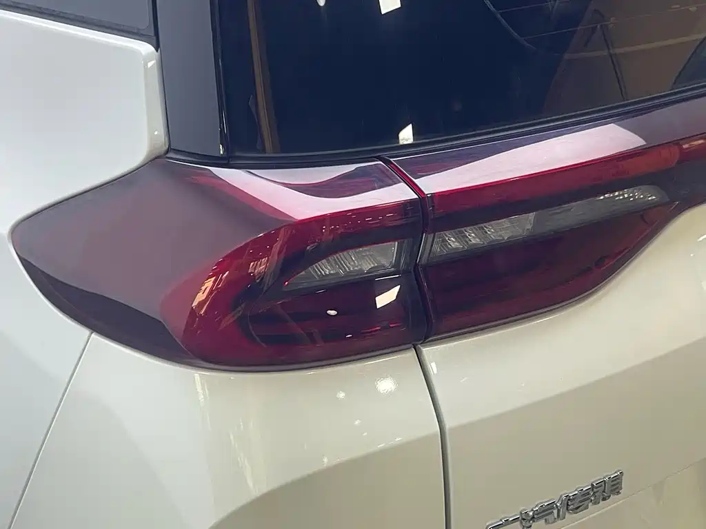 GAC Motor Trumpchi M6 — миниатюра 12