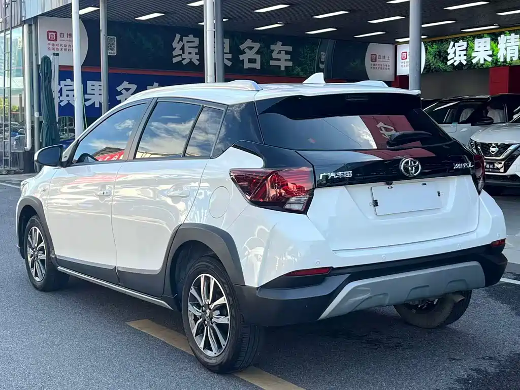 Toyota Yaris L Zhixuan X 1.5L CVT Luxury PLUS Edition, фото 6