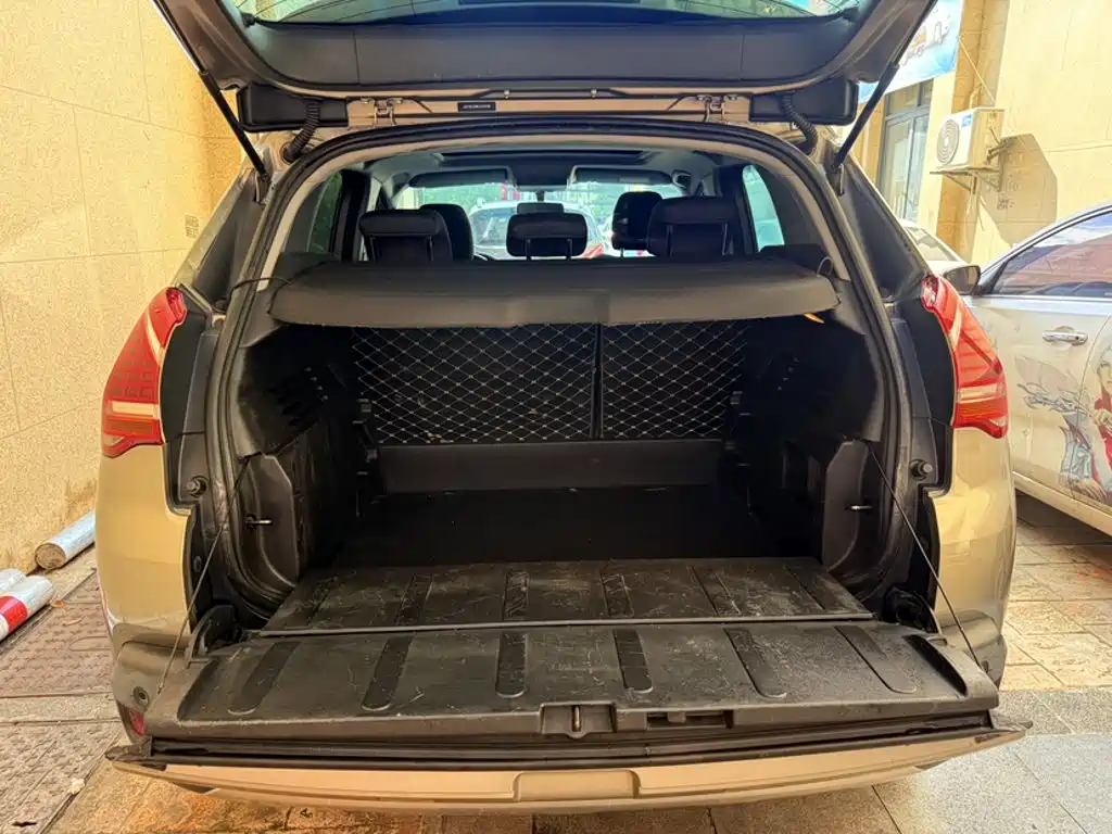 Peugeot 3008 — миниатюра 22