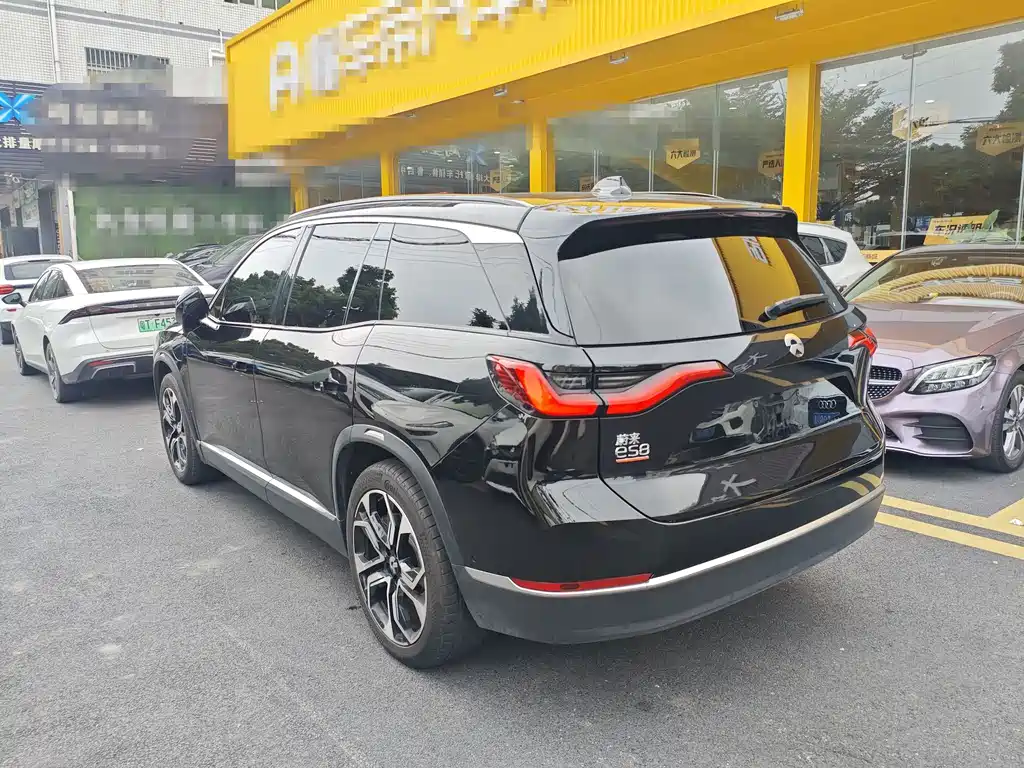 NIO ES8 — миниатюра 9