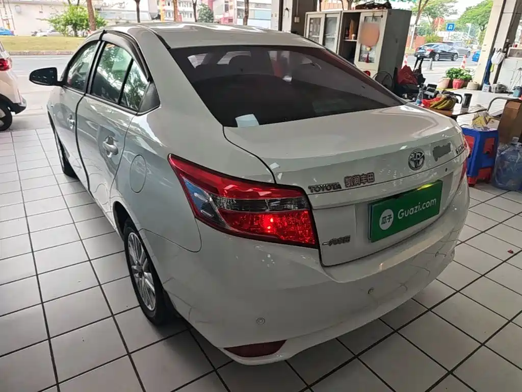 Toyota Vios — миниатюра 5