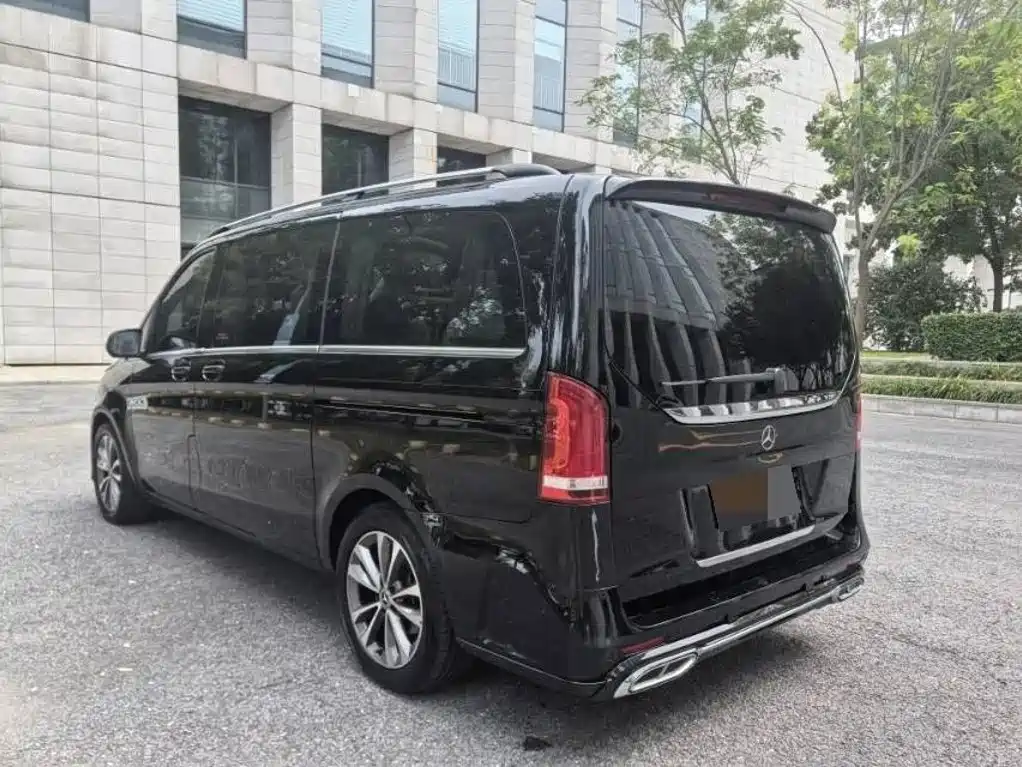 Mercedes-Benz V-Class — миниатюра 6