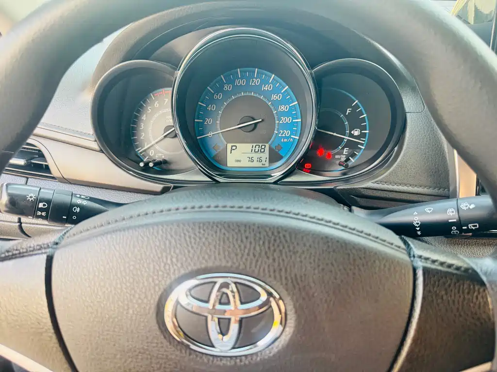 Toyota Yaris L — миниатюра 14