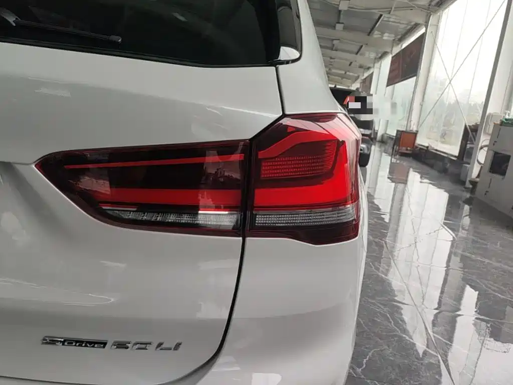 BMW X1 — миниатюра 8