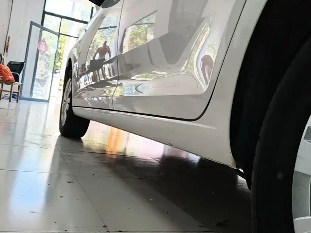 Volkswagen Santana — миниатюра 22