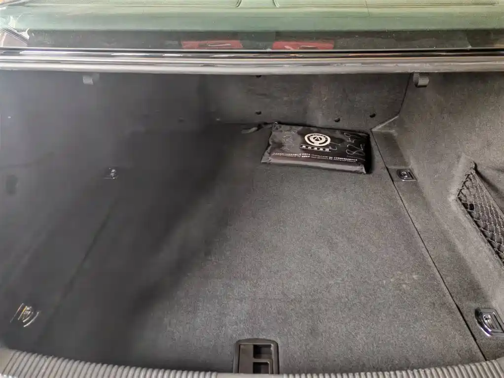 Audi A6L 2015 30 FSI