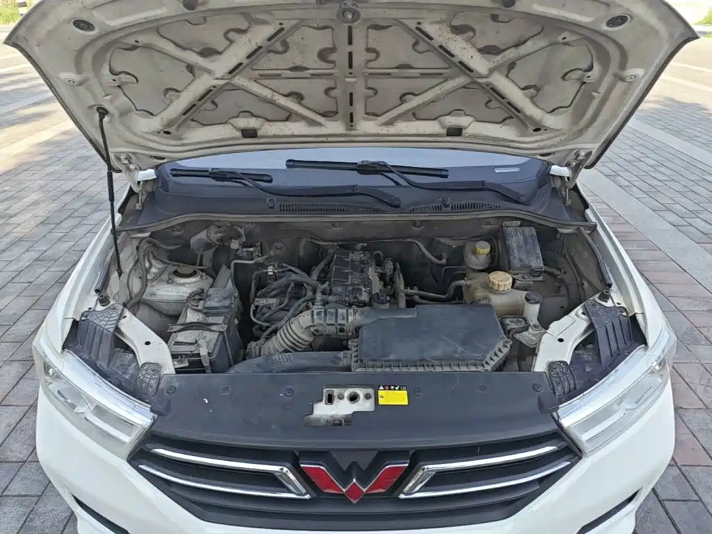 Wuling Hongguang — миниатюра 20