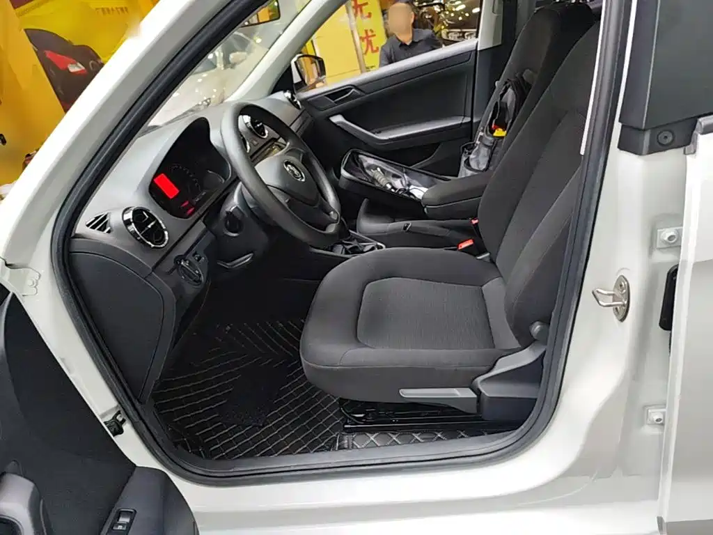 Volkswagen Jetta — миниатюра 15