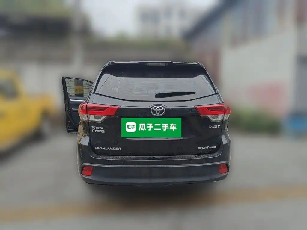 Toyota Highlander — миниатюра 3