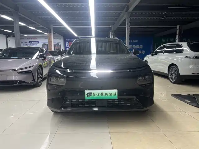 XPeng G9