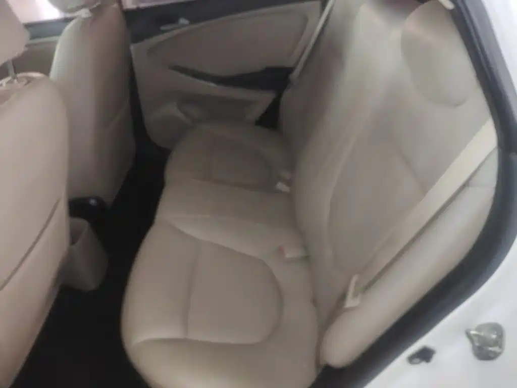 Hyundai Verna — миниатюра 17