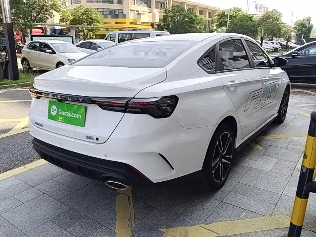 Geely Binrui — миниатюра 7