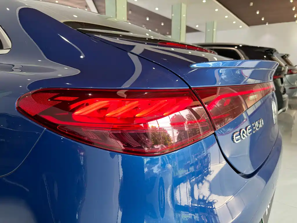 Mercedes-Benz EQE — миниатюра 11