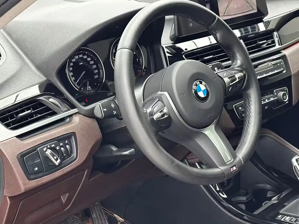 BMW X1 — миниатюра 13