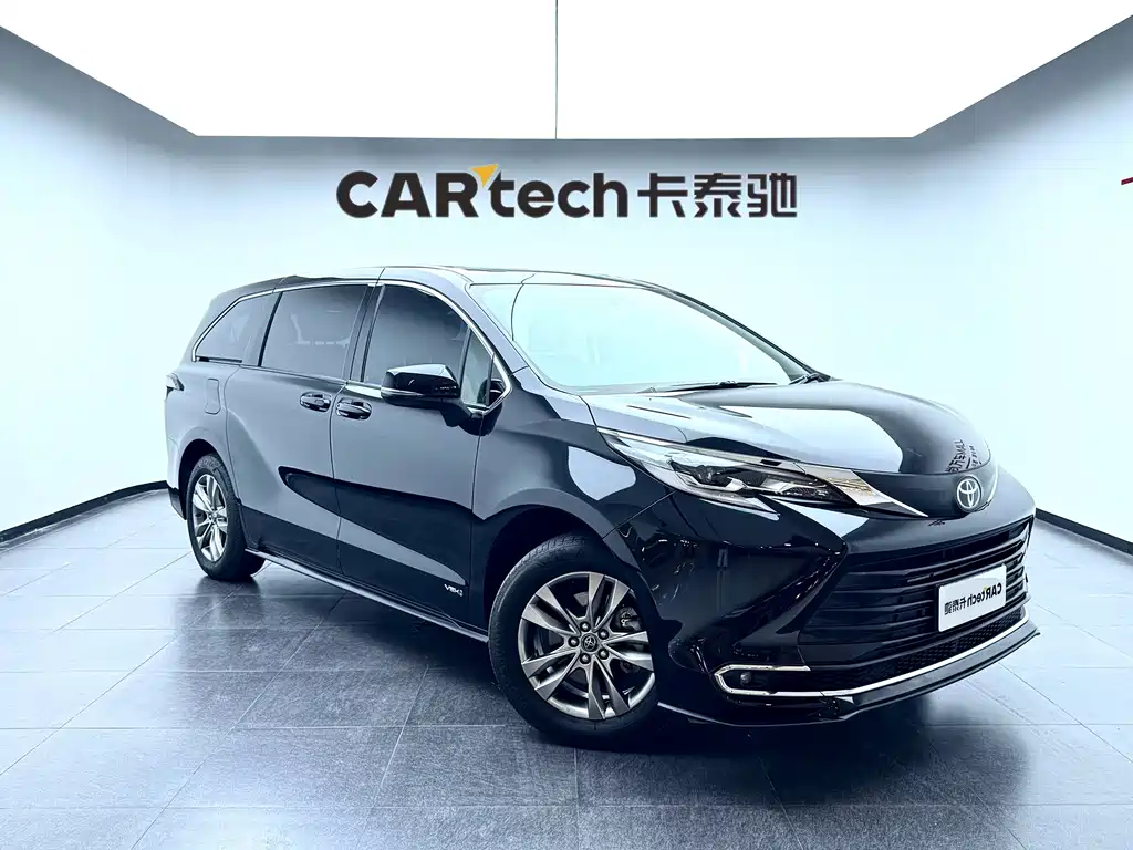 Toyota Sienna — миниатюра 3