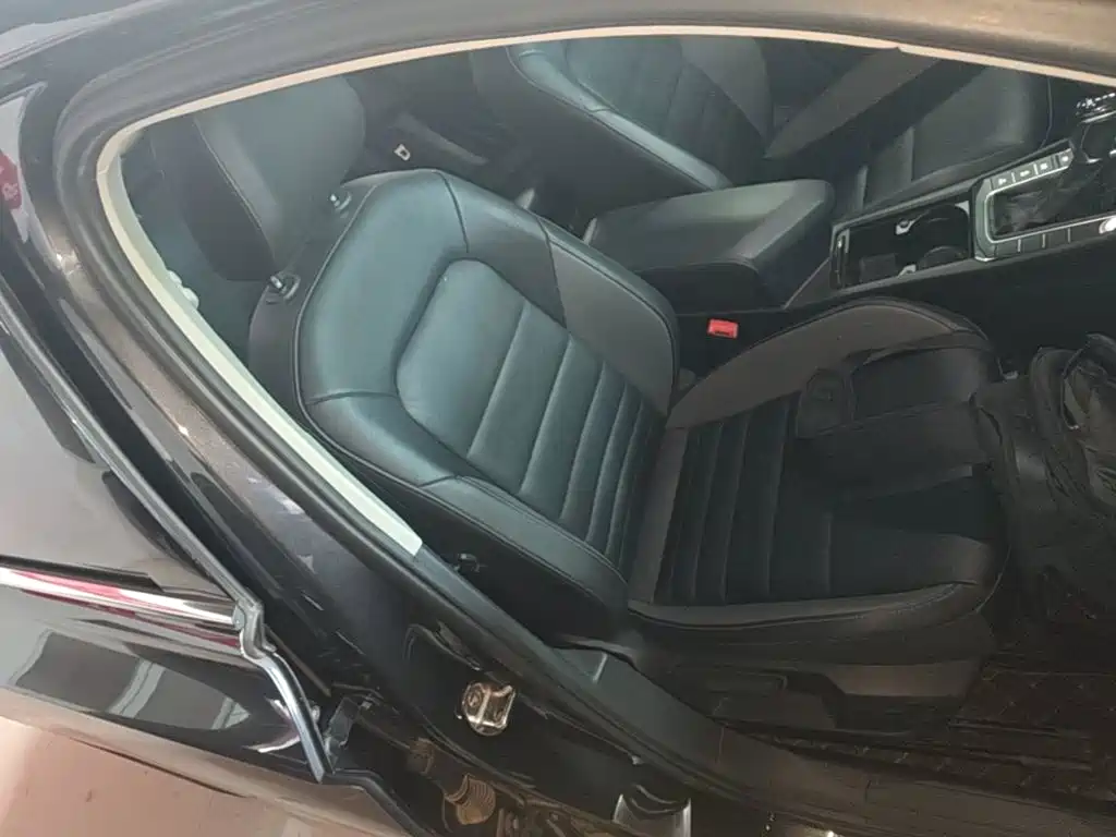 Volkswagen Sagitar — миниатюра 20