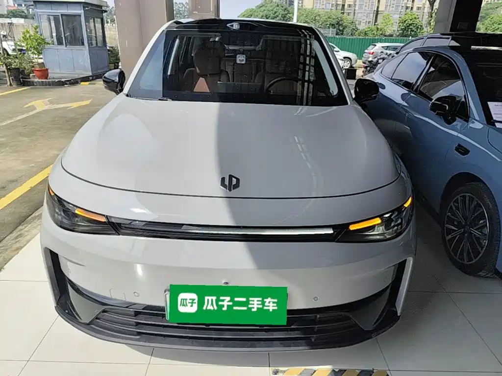 Leapmotor Leapmotor C10 — миниатюра 3