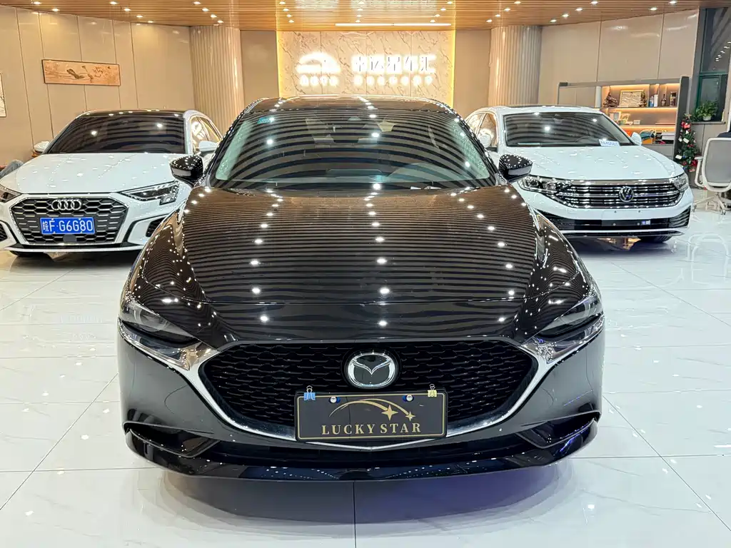 Mazda 3 Axela — миниатюра 7