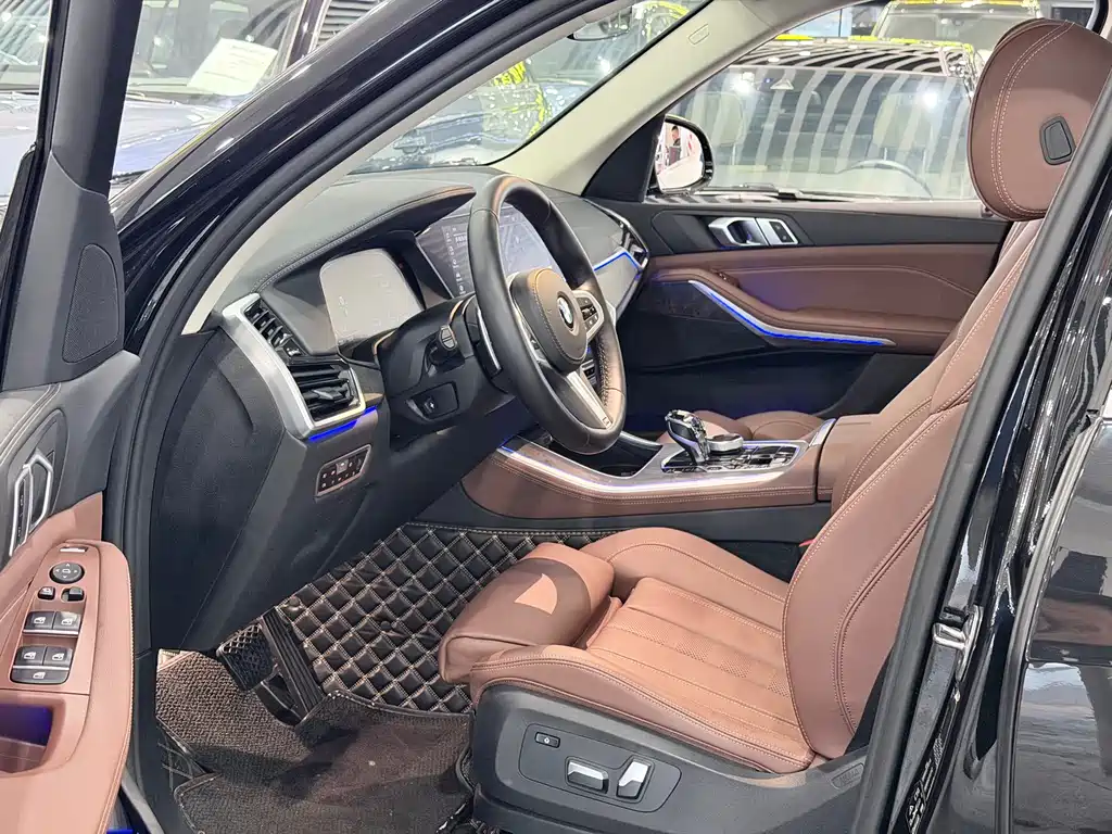 BMW X5 (Import) — миниатюра 6