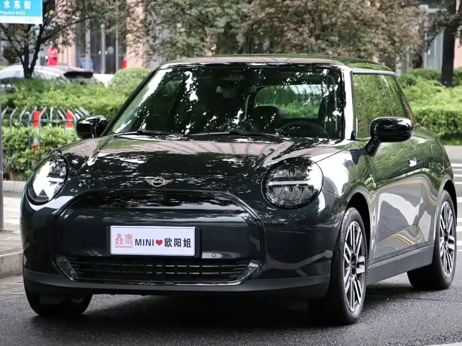 MINI MINI COOPER EV — миниатюра 9