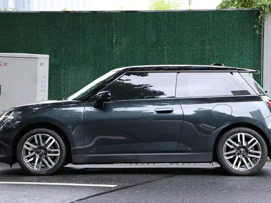 MINI MINI COOPER EV — миниатюра 10