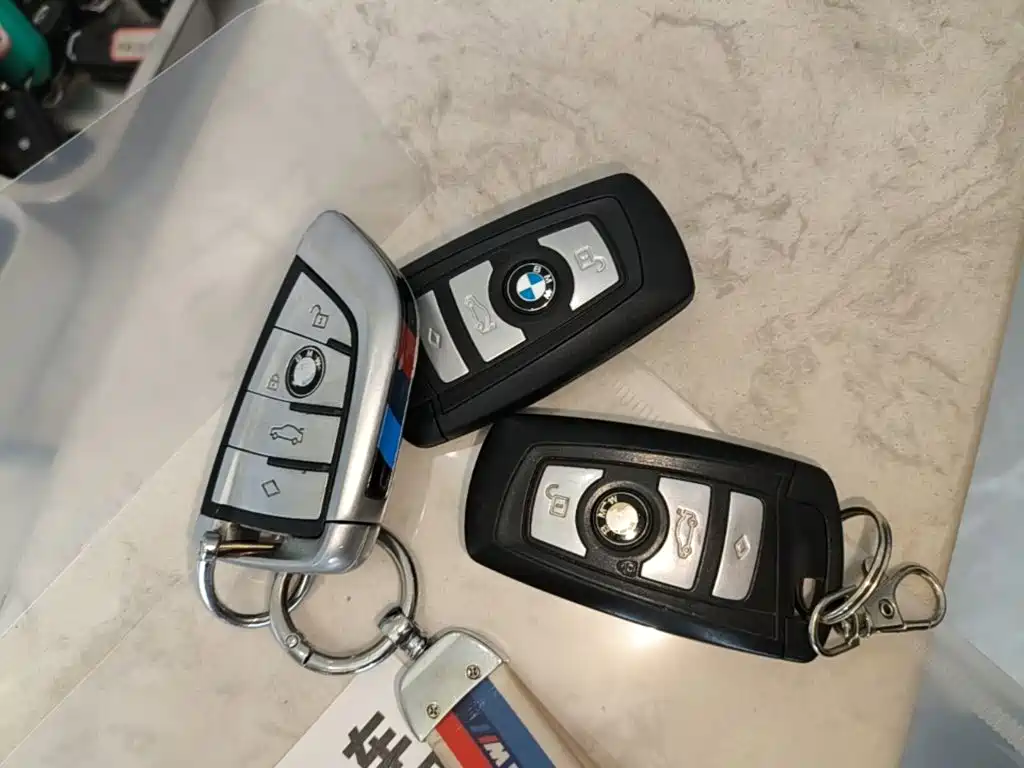 BMW 5 Series (Import) — миниатюра 9
