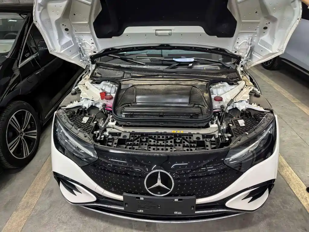 Mercedes-Benz EQE — миниатюра 6